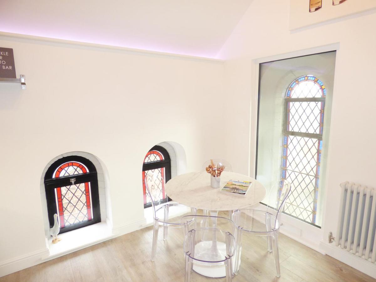1 Chapel Place Честър Екстериор снимка